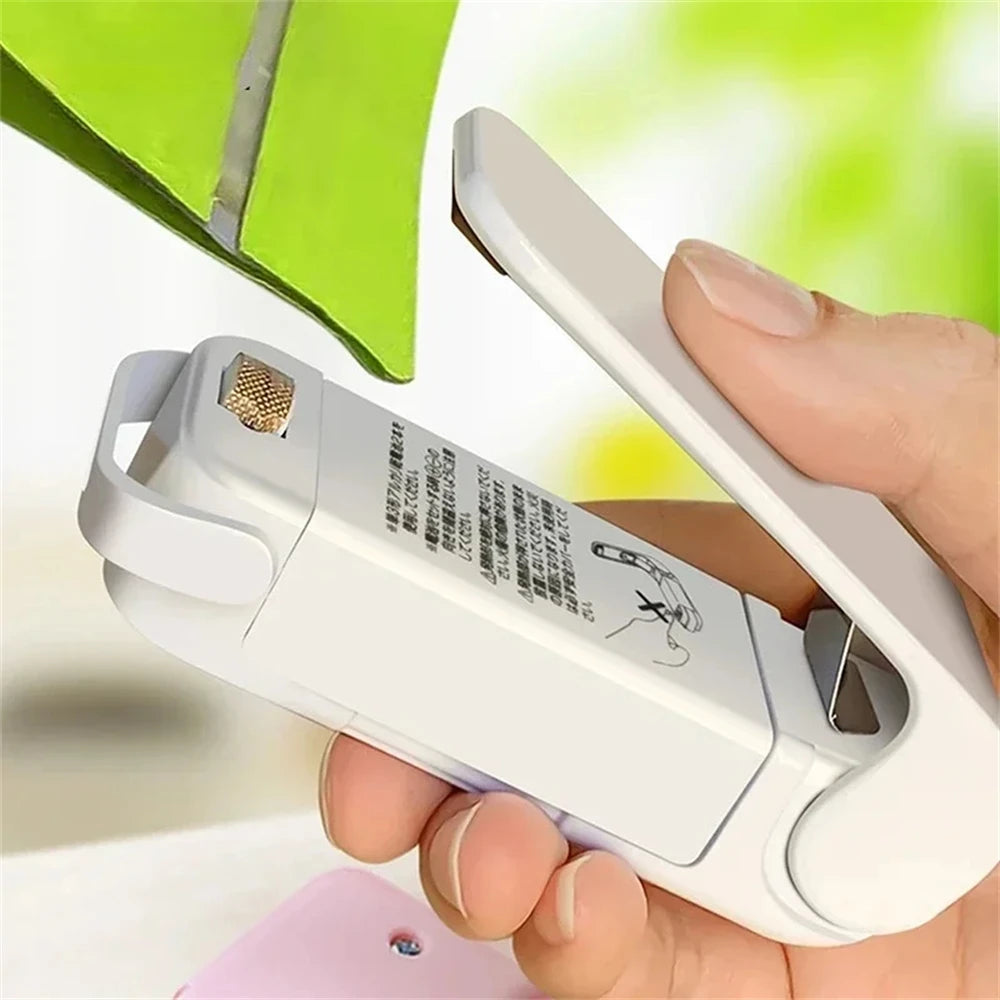 Mini Packaging Sealer Portable Plastic Bag Clip Sealing Machine Food Storage Seal Snack Sealing Household Kitchen Gadgets