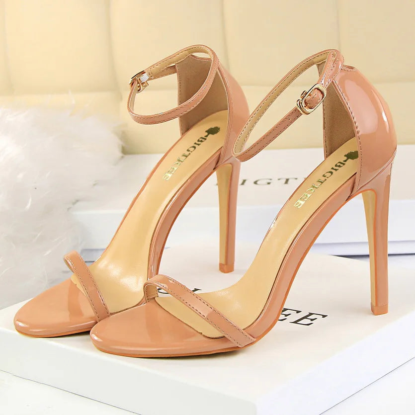 Women Summer 8cm 11cm High Heels Fetish Sandals Gladiator Platform Strap Glossy Leather Sandles Lady Nude Low Heels Party Shoes