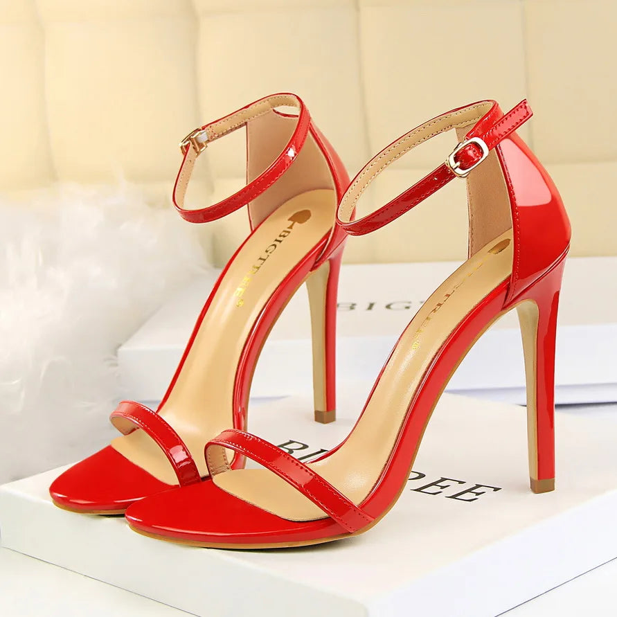 Women Summer 8cm 11cm High Heels Fetish Sandals Gladiator Platform Strap Glossy Leather Sandles Lady Nude Low Heels Party Shoes